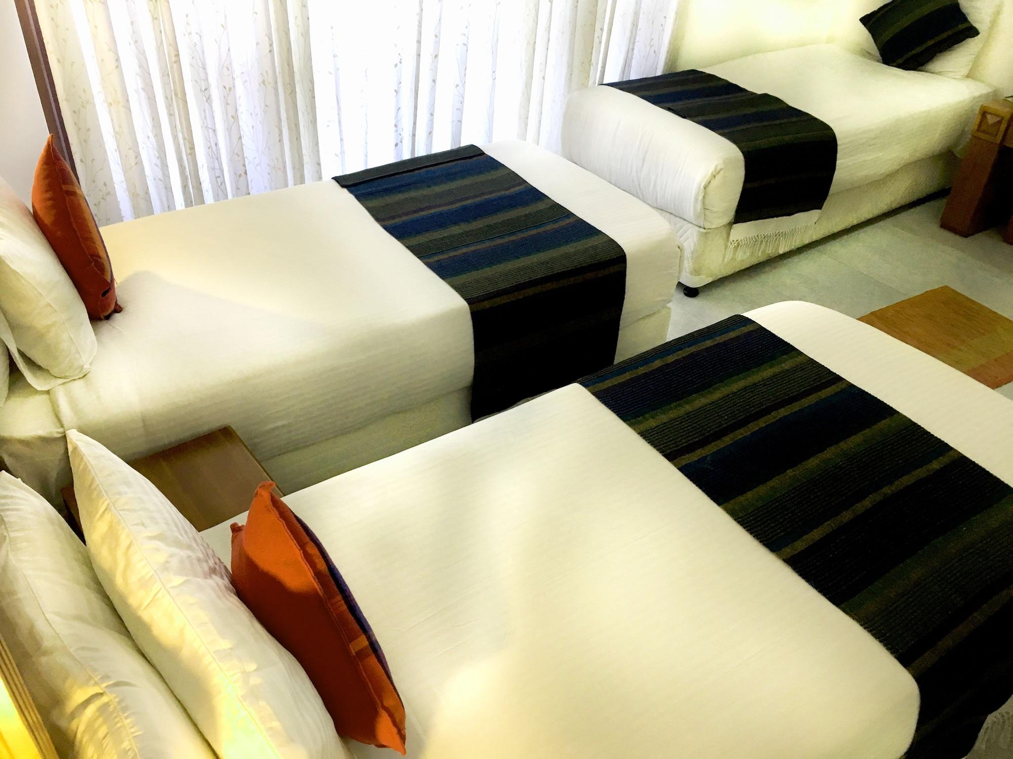 Hotel Yo Kandy Bagian luar foto