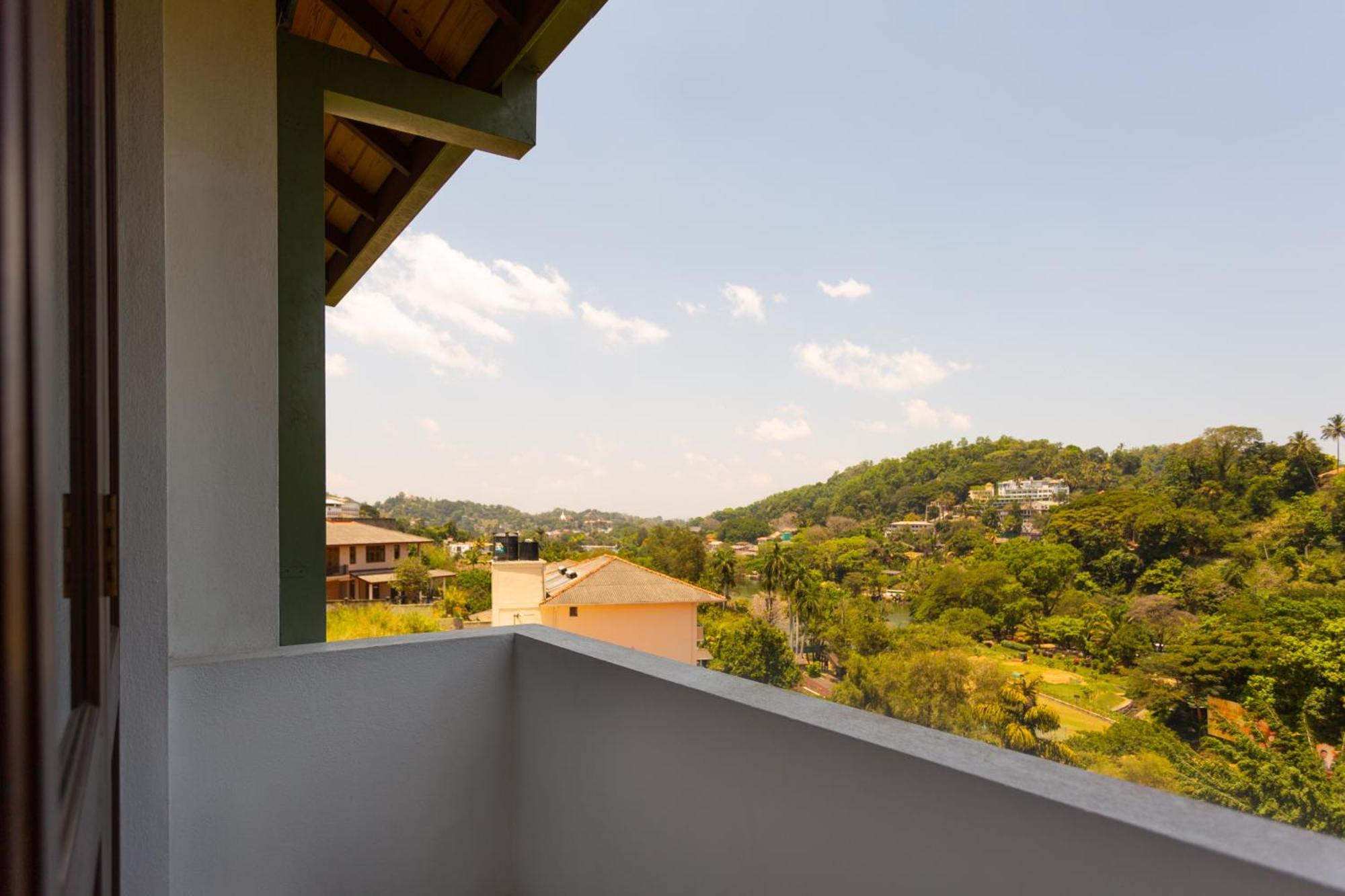Hotel Yo Kandy Bagian luar foto