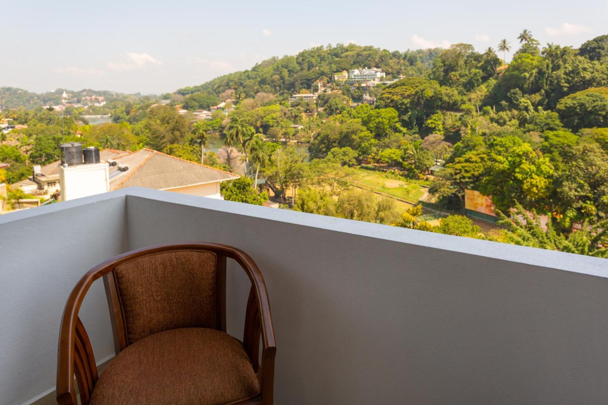 Hotel Yo Kandy Bagian luar foto