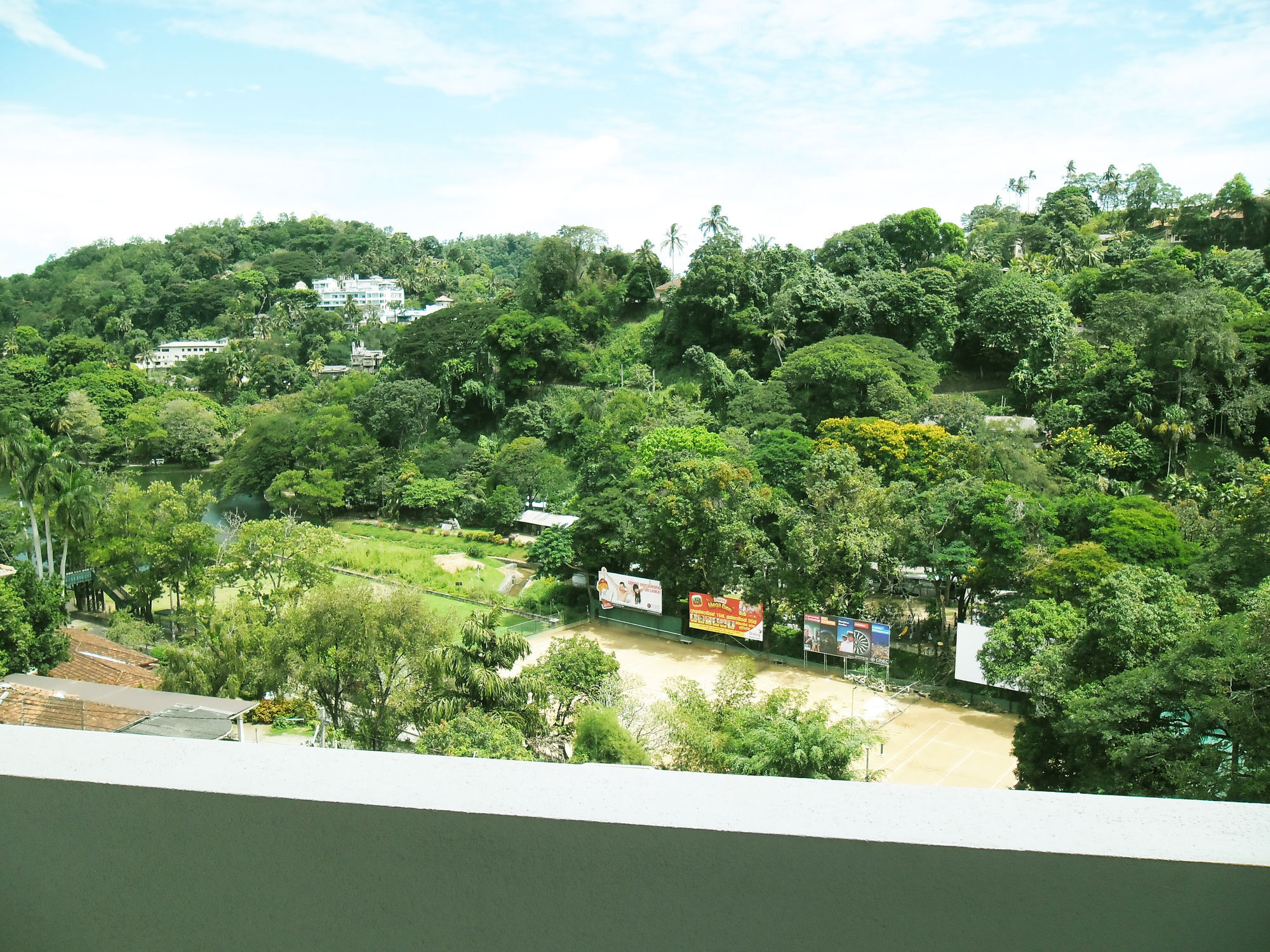Hotel Yo Kandy Bagian luar foto
